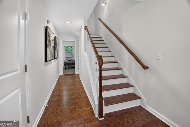 Building Photo - 865 Society Cir