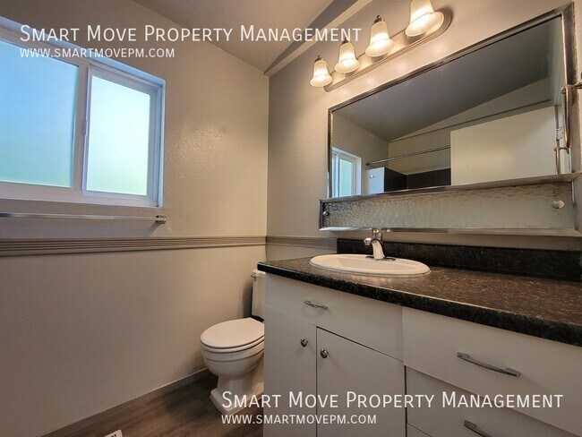 Building Photo - 6030 Kirkwood Cir