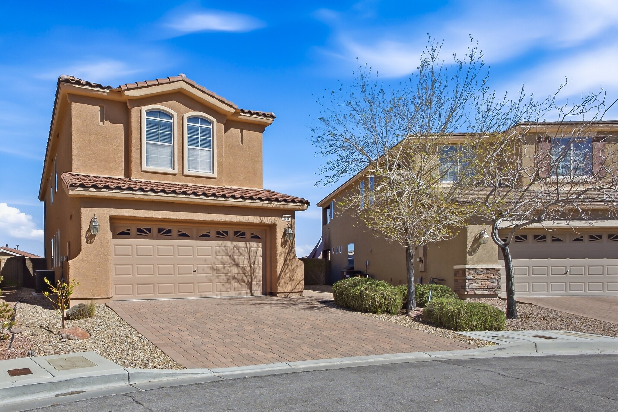 Building Photo - 2848 Trossachs St