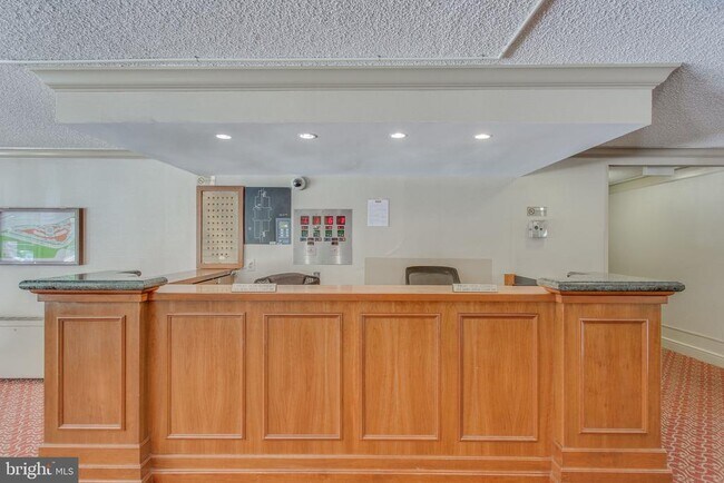 Building Photo - 2500 N Van Dorn St