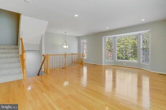 Building Photo - 6522 Trask Terrace
