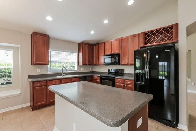 Building Photo - 433 Down Pine Dr