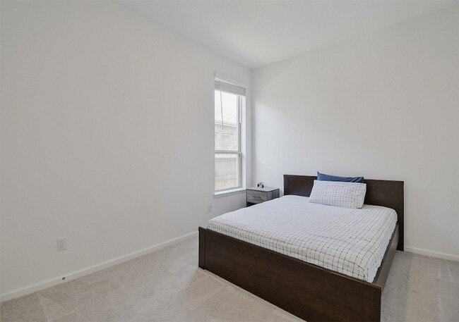 Building Photo - 9407 Camden Clf Ct