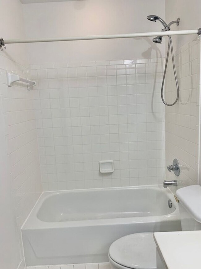 Building Photo - 18122 Truffle Ln