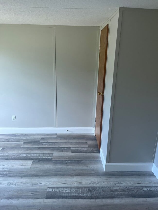 Building Photo - 2 bed 1 bath trailer in Hazlehurst GA