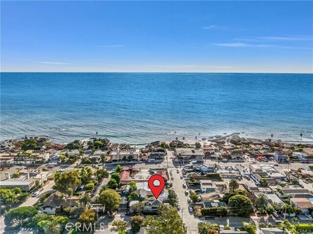 Building Photo - 2007 Glenneyre St