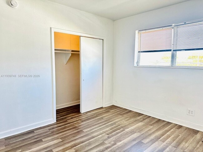 Building Photo - 1951 NE 167th St