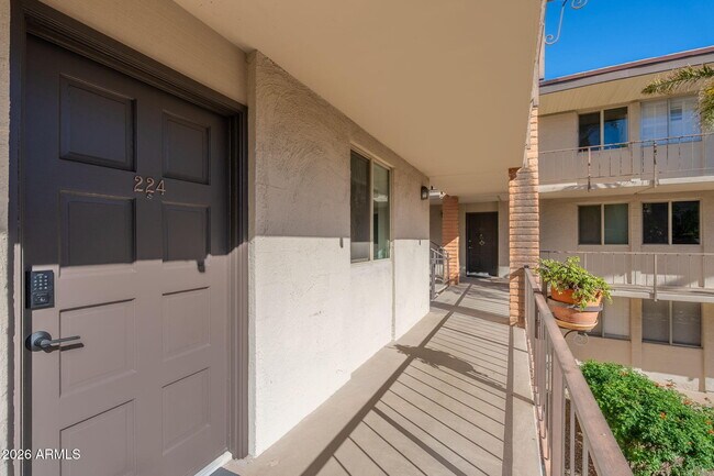 Building Photo - 4727 E Lafayette Blvd