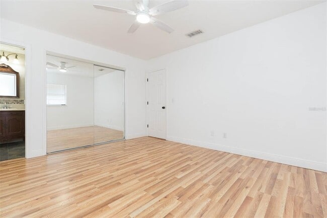 Building Photo - 6710 Mornay Cir