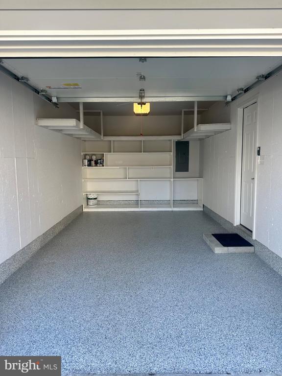 Building Photo - 106 Blenny Ln