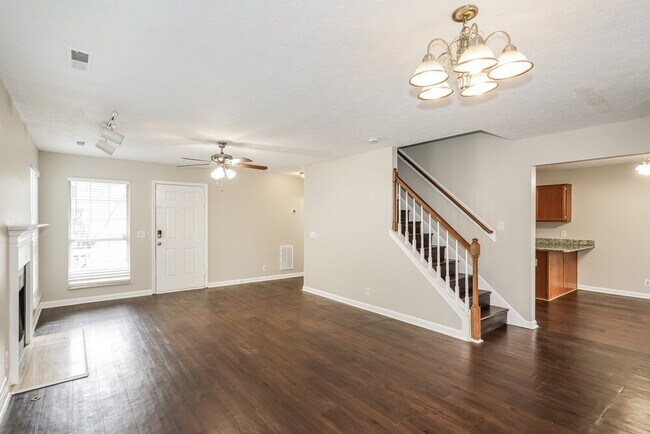 Building Photo - 3544 Glenfalls Dr