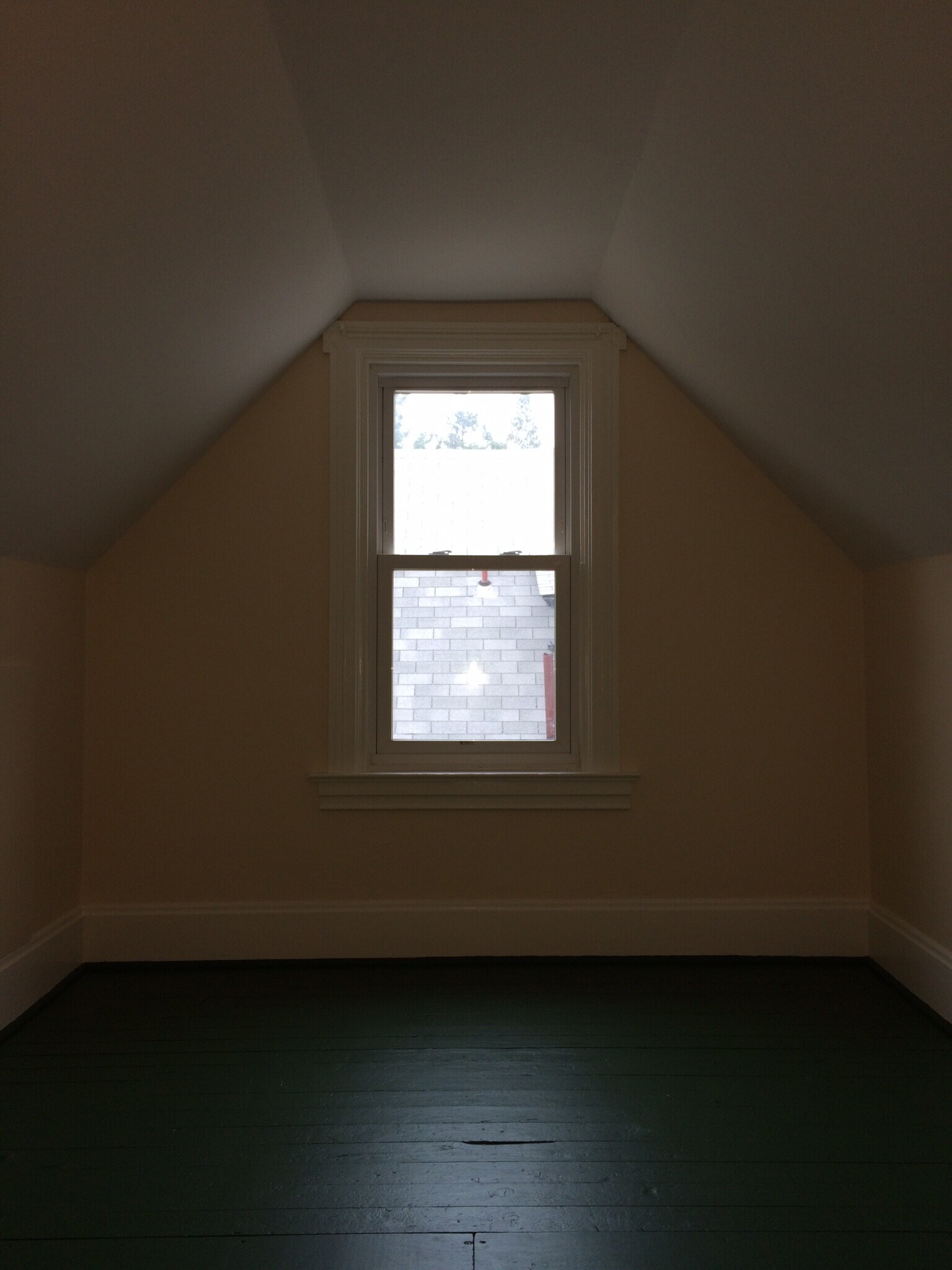 Building Photo - 924 Mifflin Ave