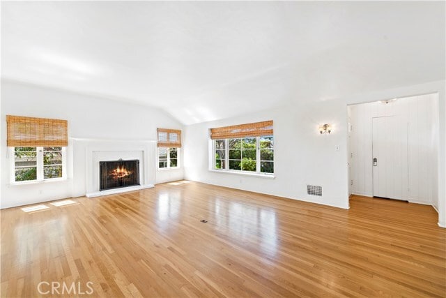 Building Photo - 333 Locust St