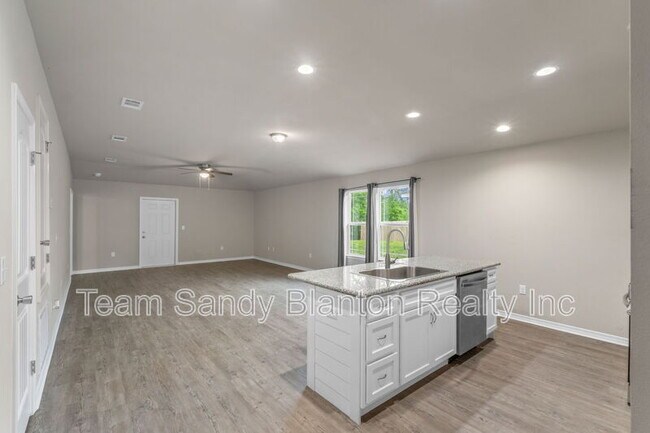 Building Photo - 3210 Electra Dr