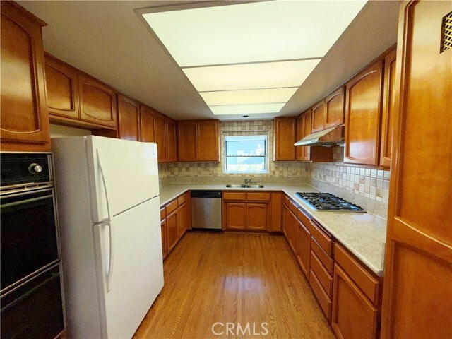 Building Photo - 1050 Mayflower Ave