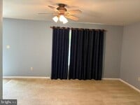 Building Photo - 27 Quinter Ln