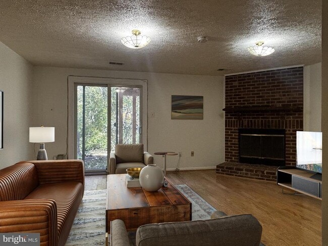 Building Photo - 14428 Black Horse Ct