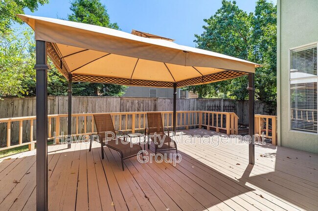Building Photo - 2866 Valcourt Way