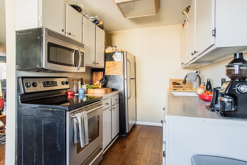 Building Photo - 1233 N Ogden St