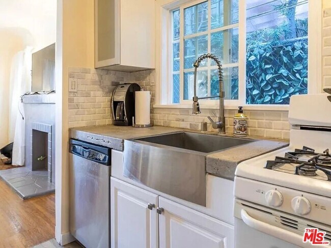 Building Photo - 11325 Mississippi Ave