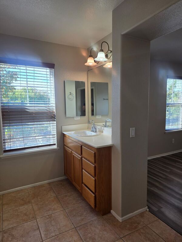 Building Photo - 28958 Newport Rd