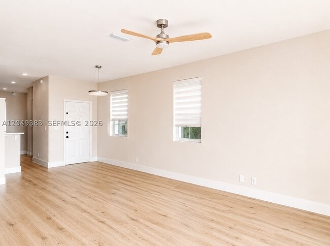 Building Photo - 1820 Salerno Cir