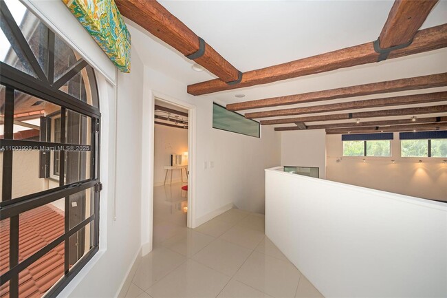 Building Photo - 9318 NW 50th Doral Cir S