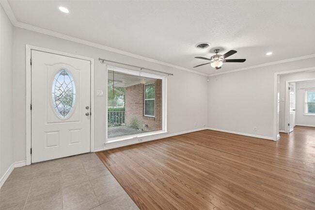 Building Photo - 3003 Topham Cir