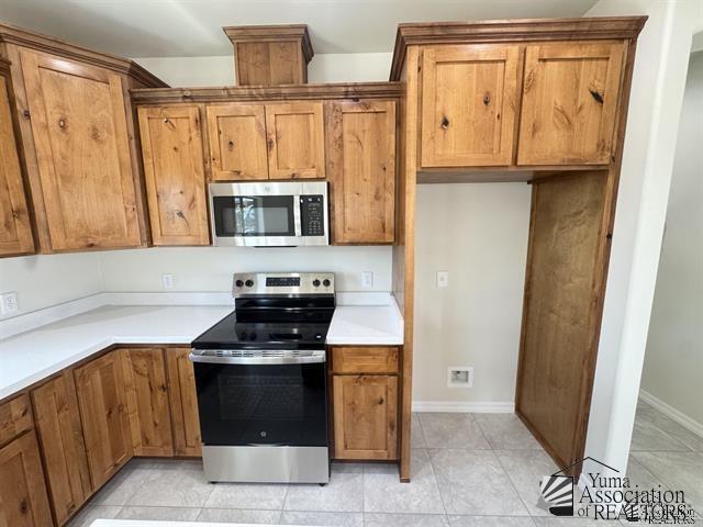 Building Photo - 3400 S Ave 7 E