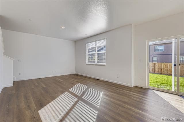 Building Photo - 9935 Ceylon Ct