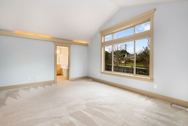 Building Photo - 23530 NE 13th Pl