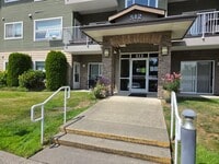 Building Photo - 512 Darby Dr