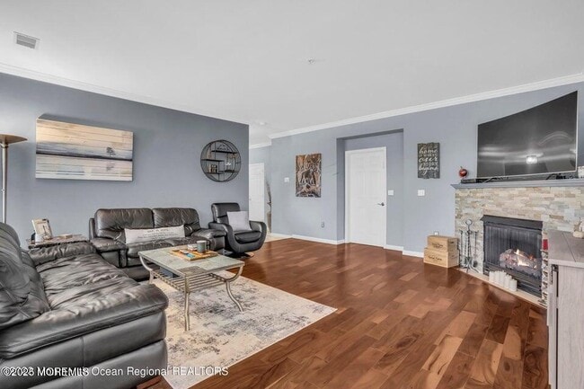 Building Photo - 410 St Andrews Pl