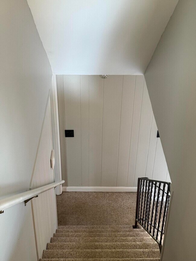 Building Photo - 3487 Ormond Cir