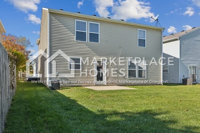 Building Photo - 10760 August Dr