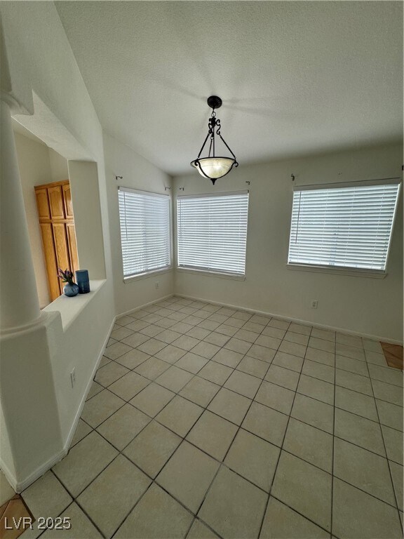 Building Photo - 9224 Kentucky Oaks Dr