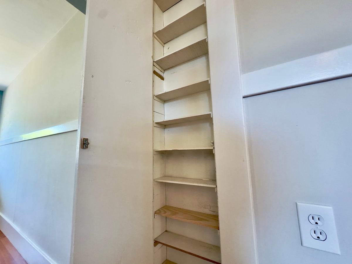 Building Photo - 2309 Derby St