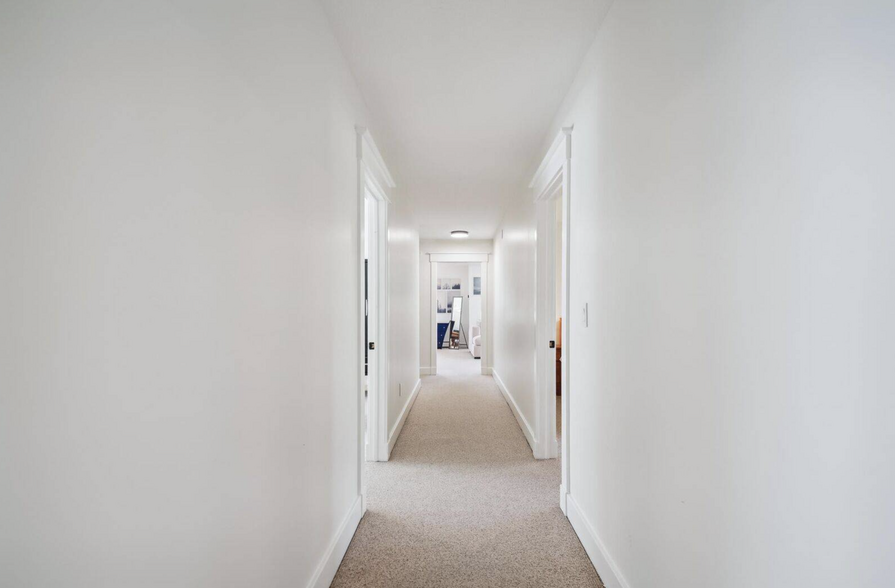 Building Photo - 2461 Killington Rd
