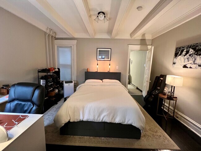 Bedroom - 228 S Madison St