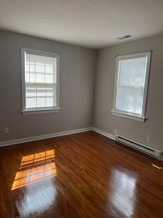 Building Photo - 3508 Lawson St
