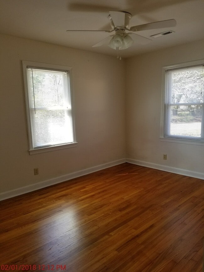 Building Photo - Great Home in Blouder Bluff