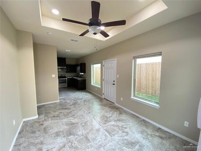Building Photo - 5709 Nightingale Ave