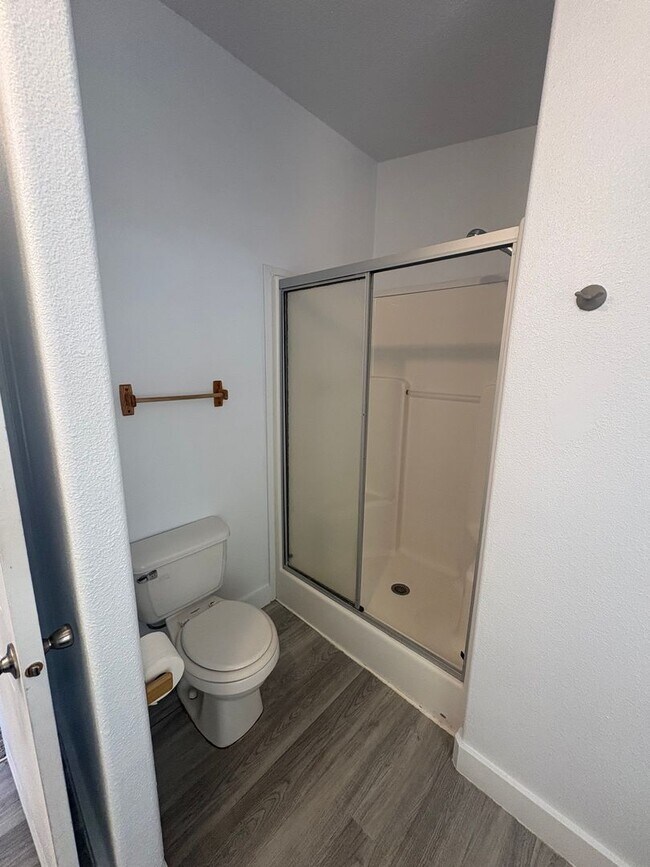 Building Photo - 3 bedroom 2 bath in Highland Terrace