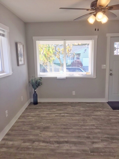 Building Photo - Completely remodeled 3 bed!