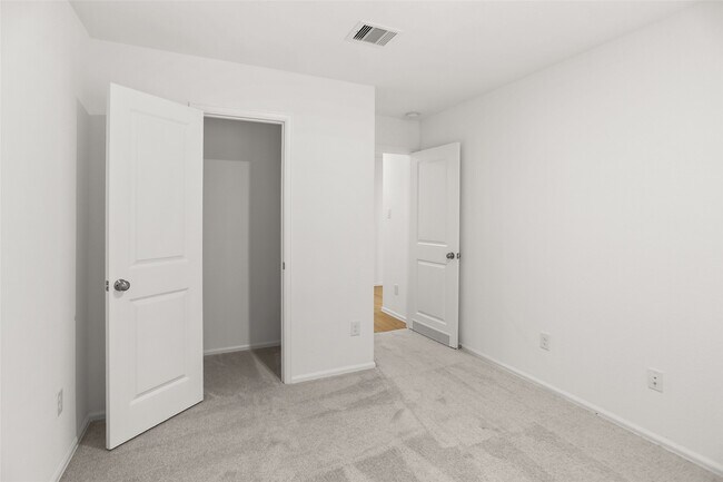 Building Photo - 4627 Sterling Pr Trl