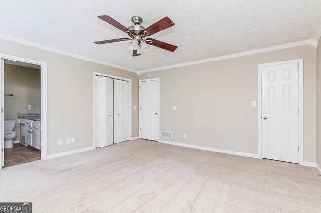 Building Photo - 150 Cedar Creek Ct