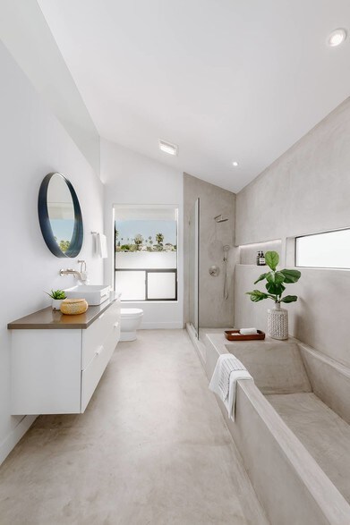 Building Photo - 3429 Larissa Dr