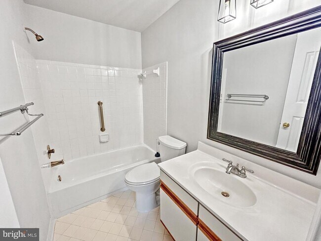 Building Photo - 19008 Amarillo Dr