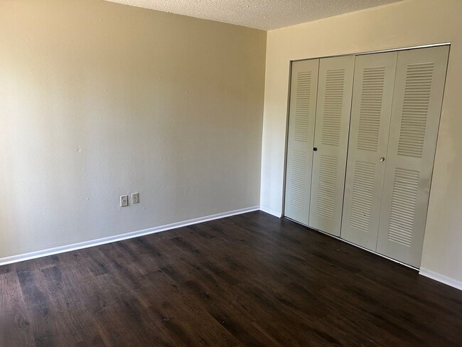 Building Photo - First floor Brandywine Unit