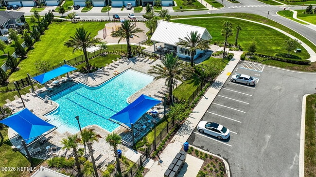 Building Photo - 124 Pine Bluff Dr